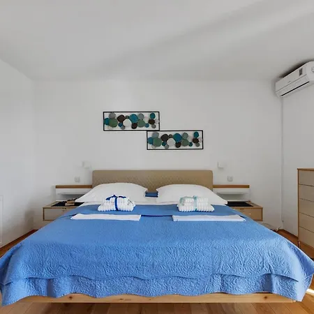 Marta In Tucepi, Private Pool Willa Tučepi